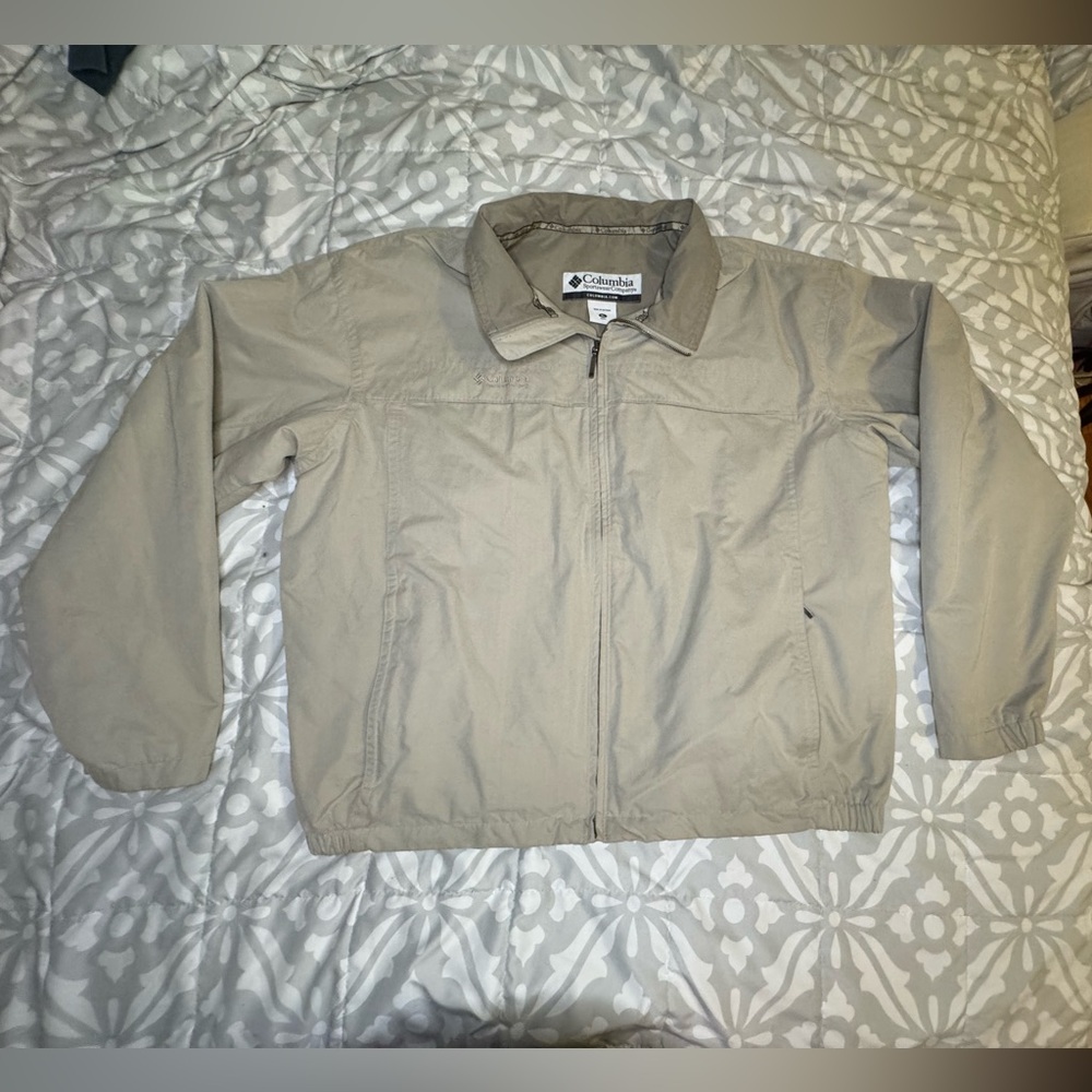 Men’s Columbia Beige Jacket - Nwot